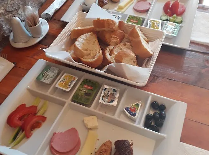 Szálloda Sarnic Ayvalı